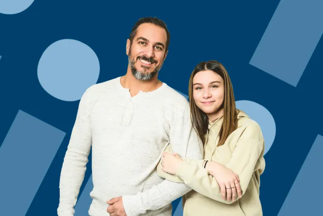 Tochter hakt sich beim Vater ein. Pageheader Vocatium fuer Eltern
